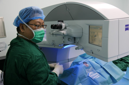 激光手术近视会有后遗症吗?